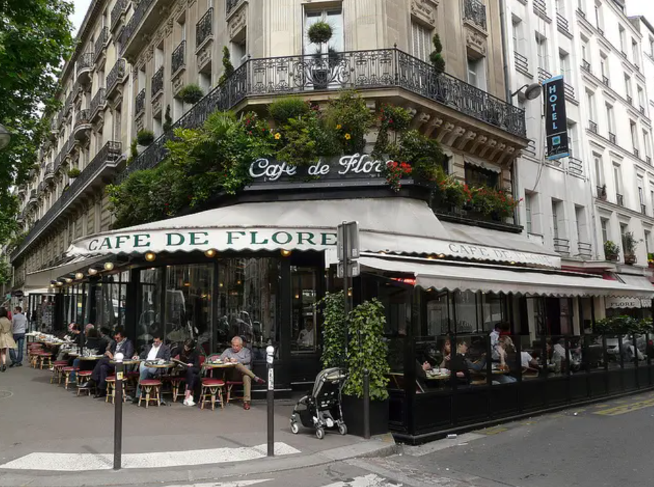 Café de Flore, tradicional café literário de Saint-Germain-des-Prés